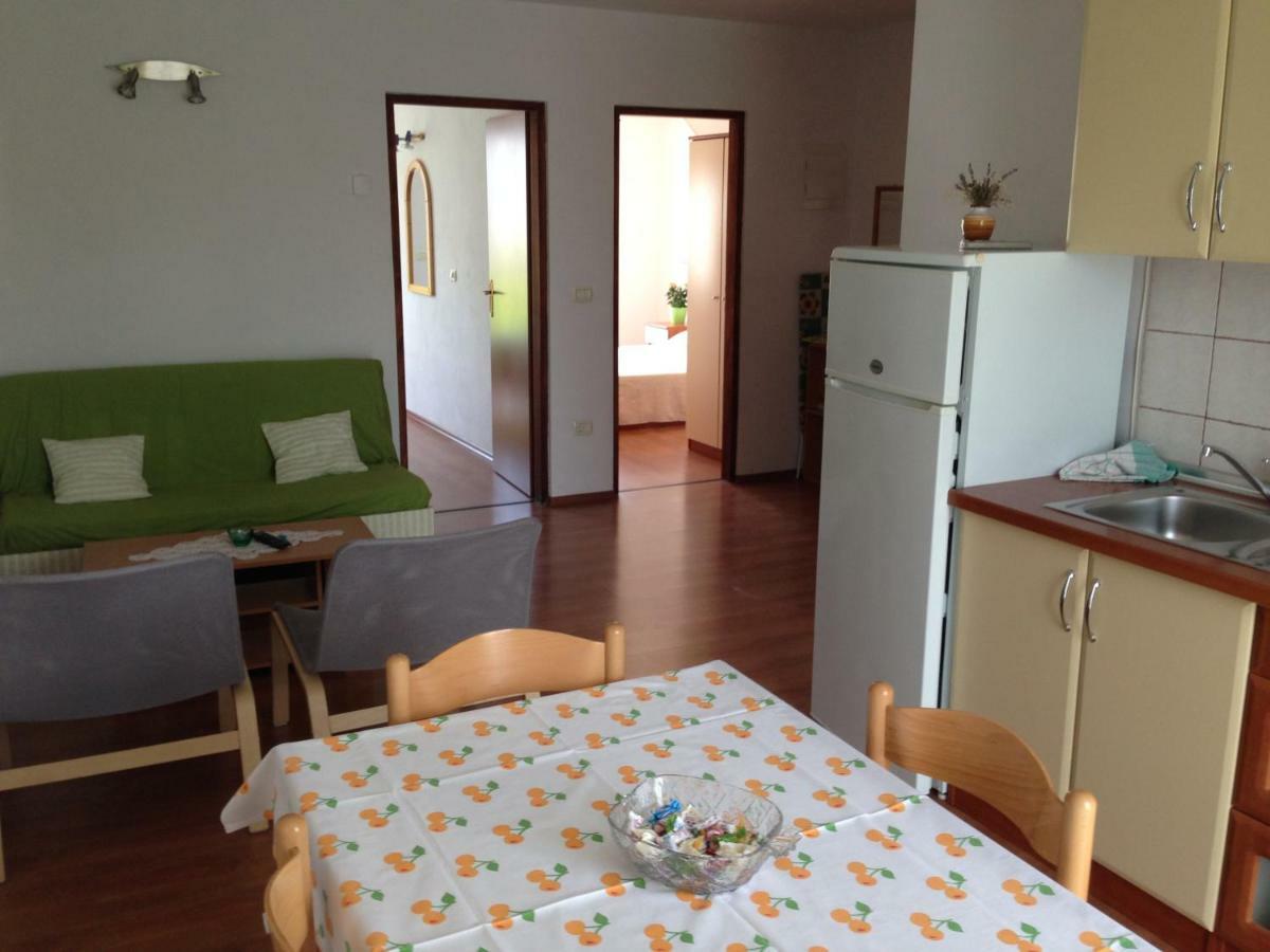 Apartment Leo Ровинь Экстерьер фото