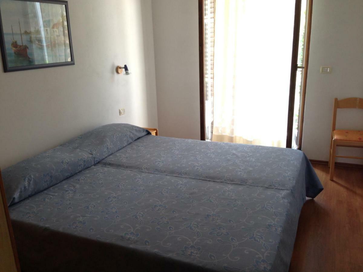 Apartment Leo Ровинь Экстерьер фото